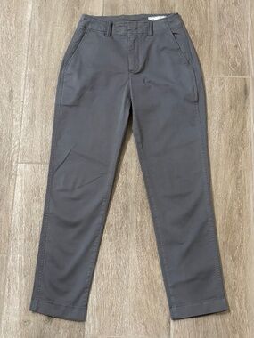 Gap Women's Downtown Khaki Pants Dark Gray 00